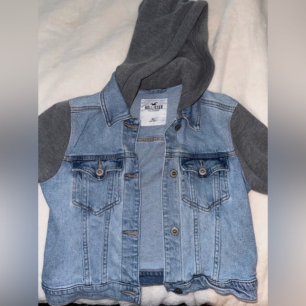 Hollister hooded Jean Jacket